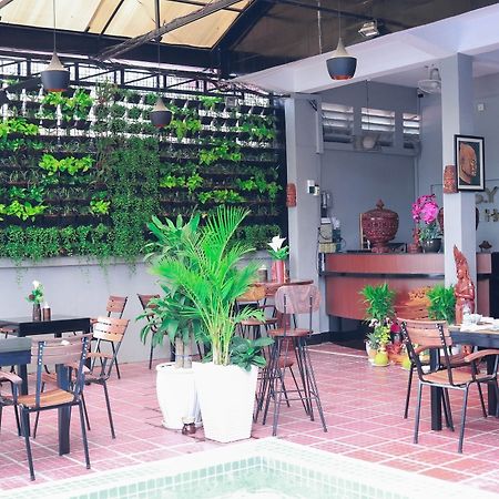 Sy Guesthouse Phnom Pen Exterior foto